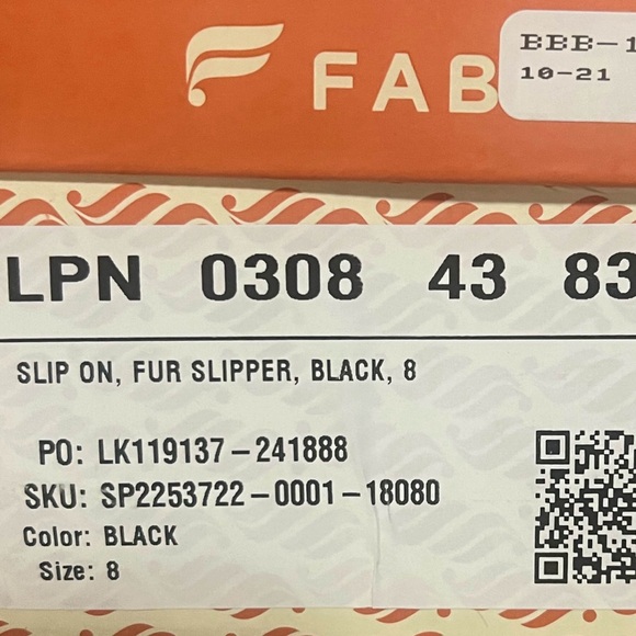 FABLETICS • Black Fur Slippers - Picture 7 of 7